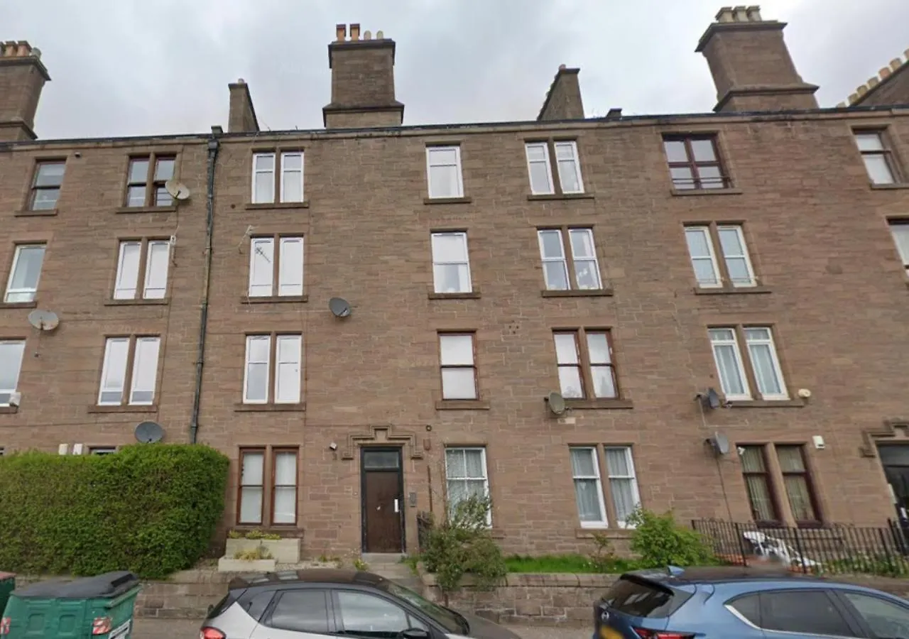 Dundee Football Stadium Apartment - 2 Bedrooms - Free Street Parking - Wifi - Large Screen Tv In All Bedrooms - Fully Equipped 0*,  United Kingdom