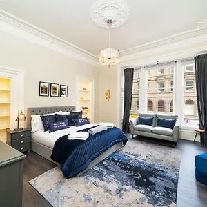  Apartment Cordis